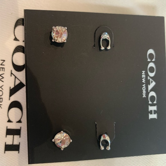 NWT Coach Signature and Stone Stud Earrings Set - Picture 5 of 7